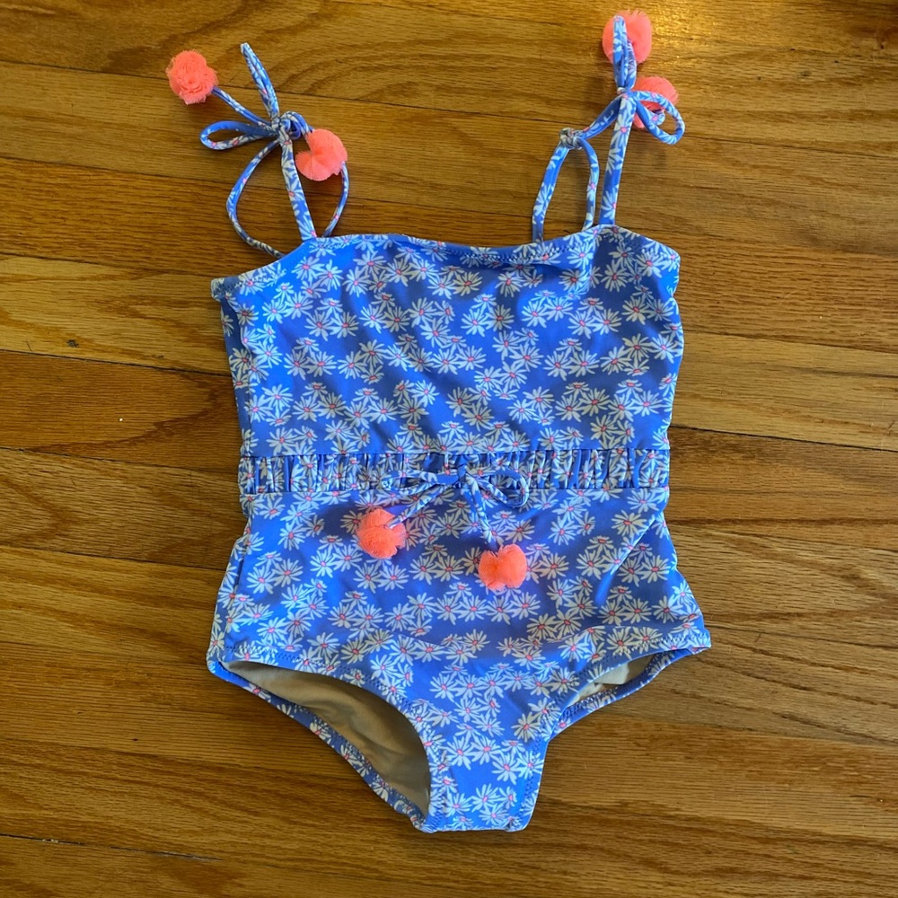 NWT Shade Critters Size 5